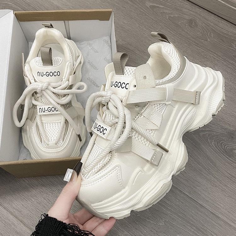 囍莱莱潮鞋工厂直营