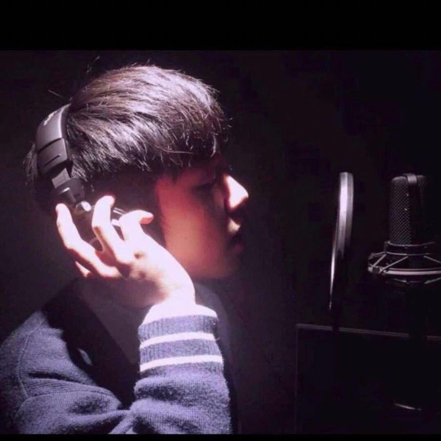 🎼华佳