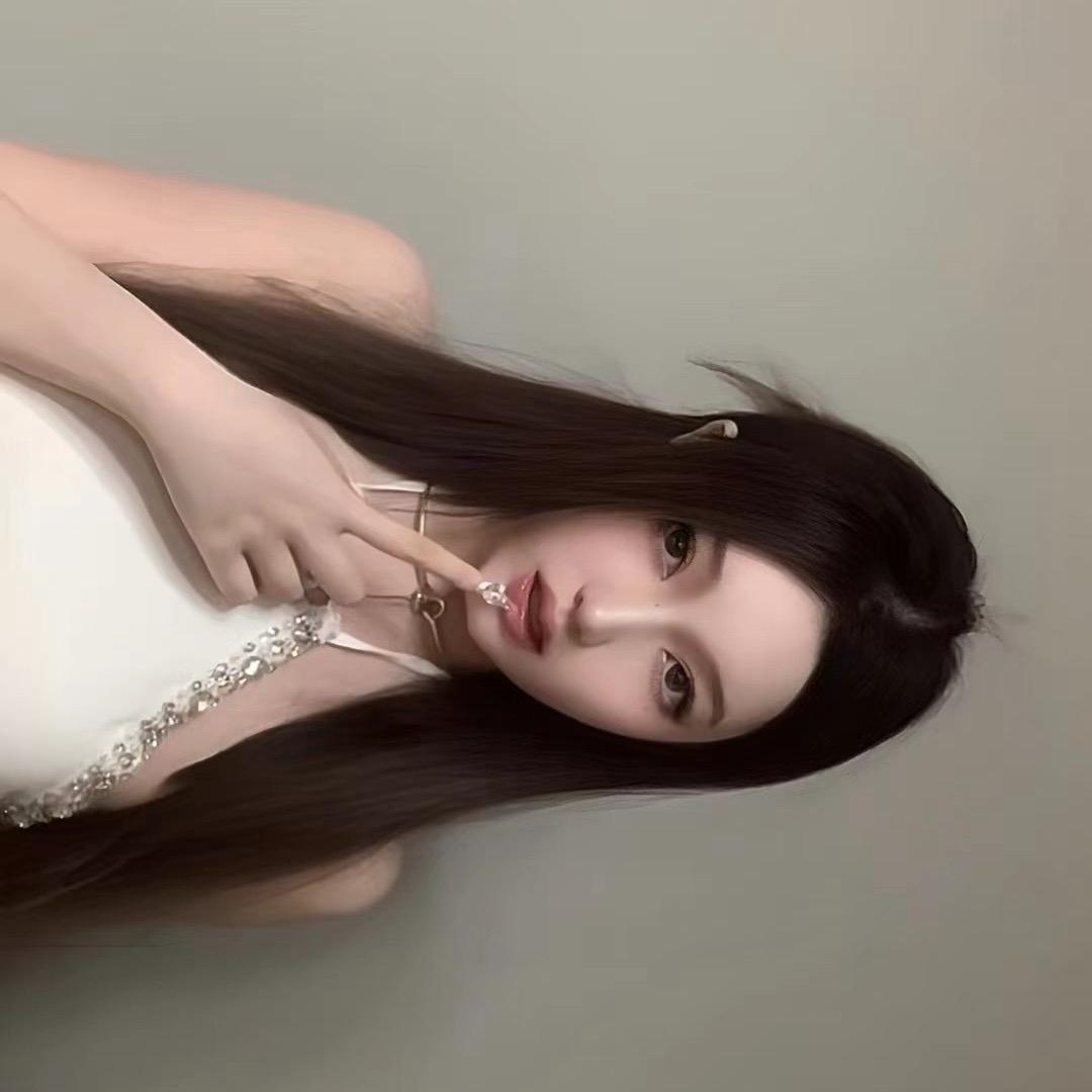 美女困ᶠᵤᶠᵤ