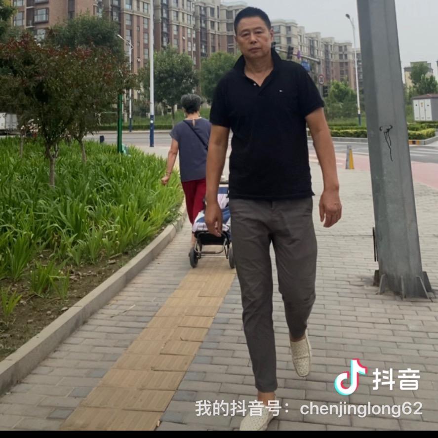 龙哥自媒体c