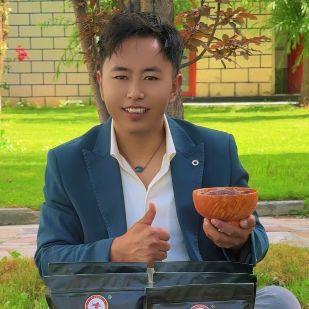 罗布琼孜🟰香香啦🔥🔥🔥