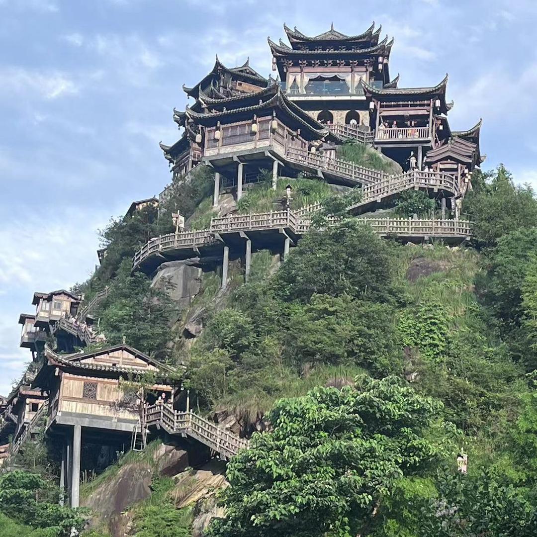 用户8312442976059