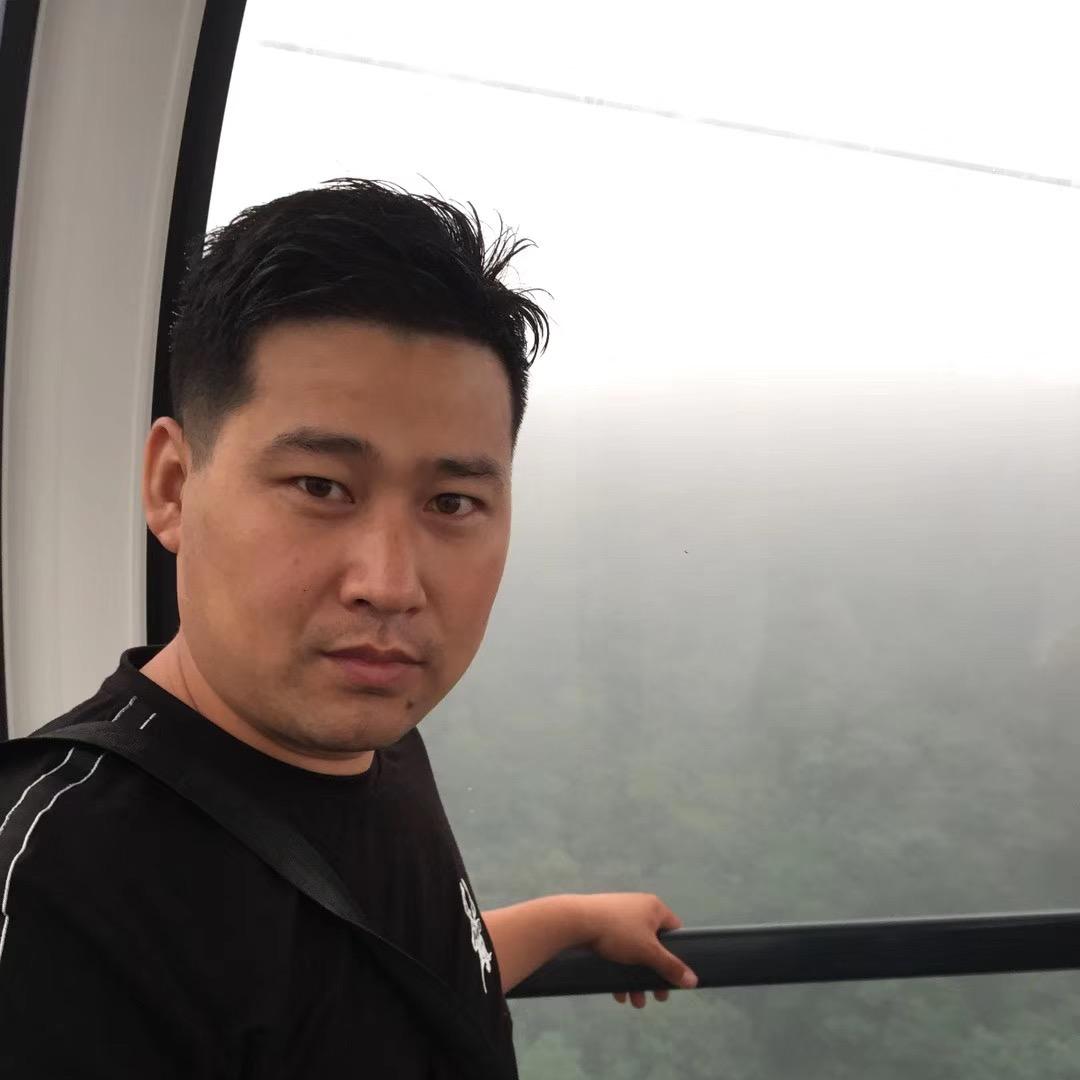 三个孩子的爹