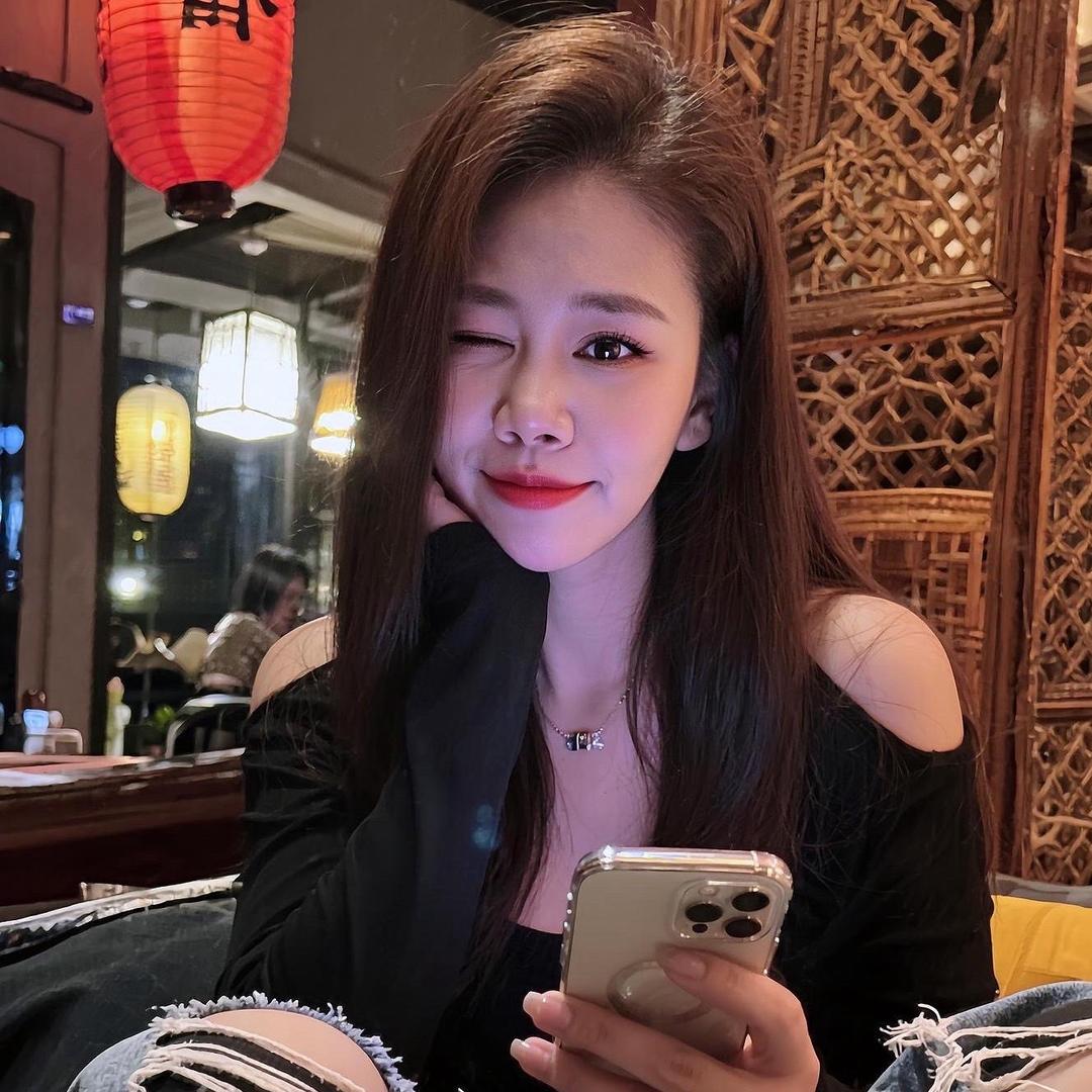 🍬Wei     yi