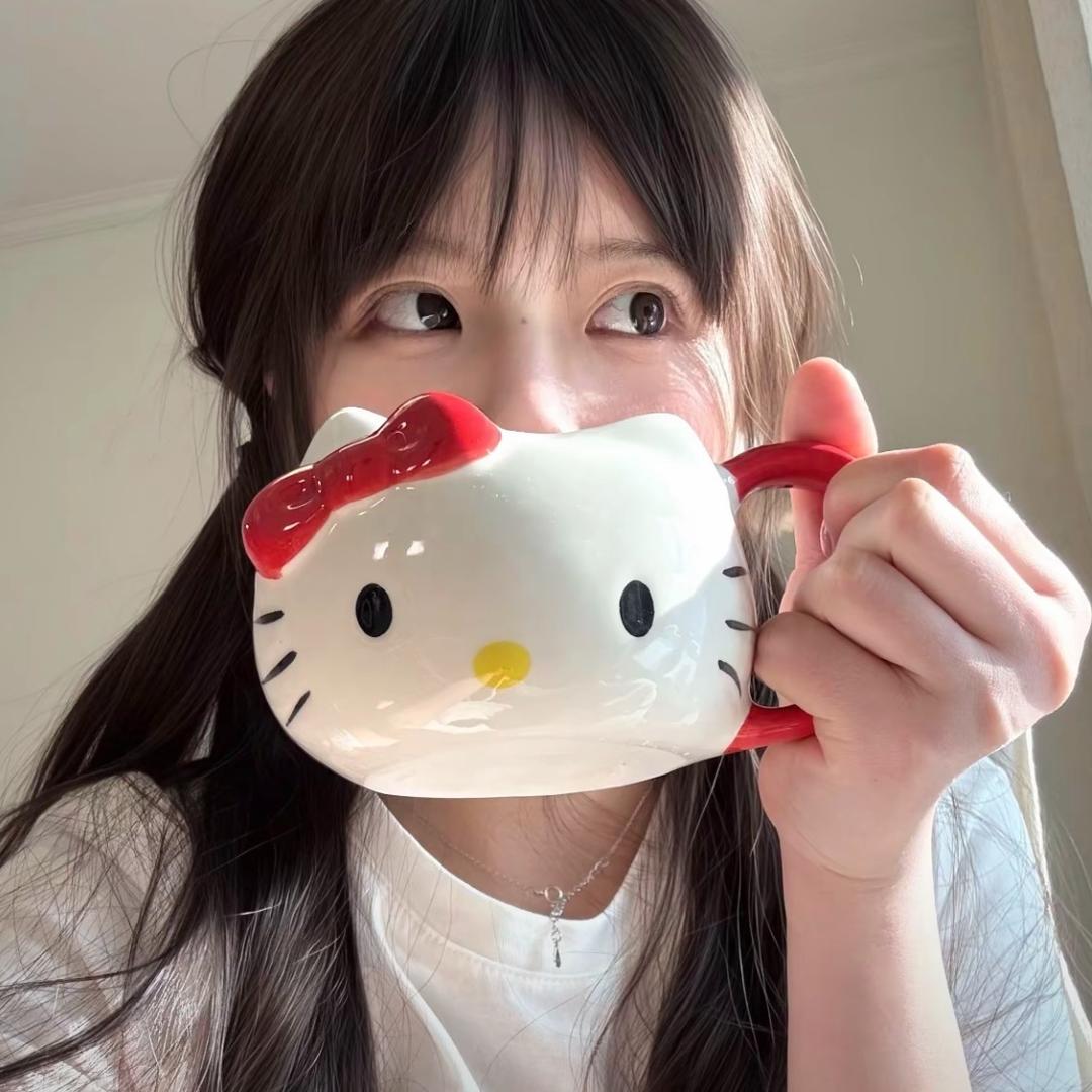 泡芙小姐^