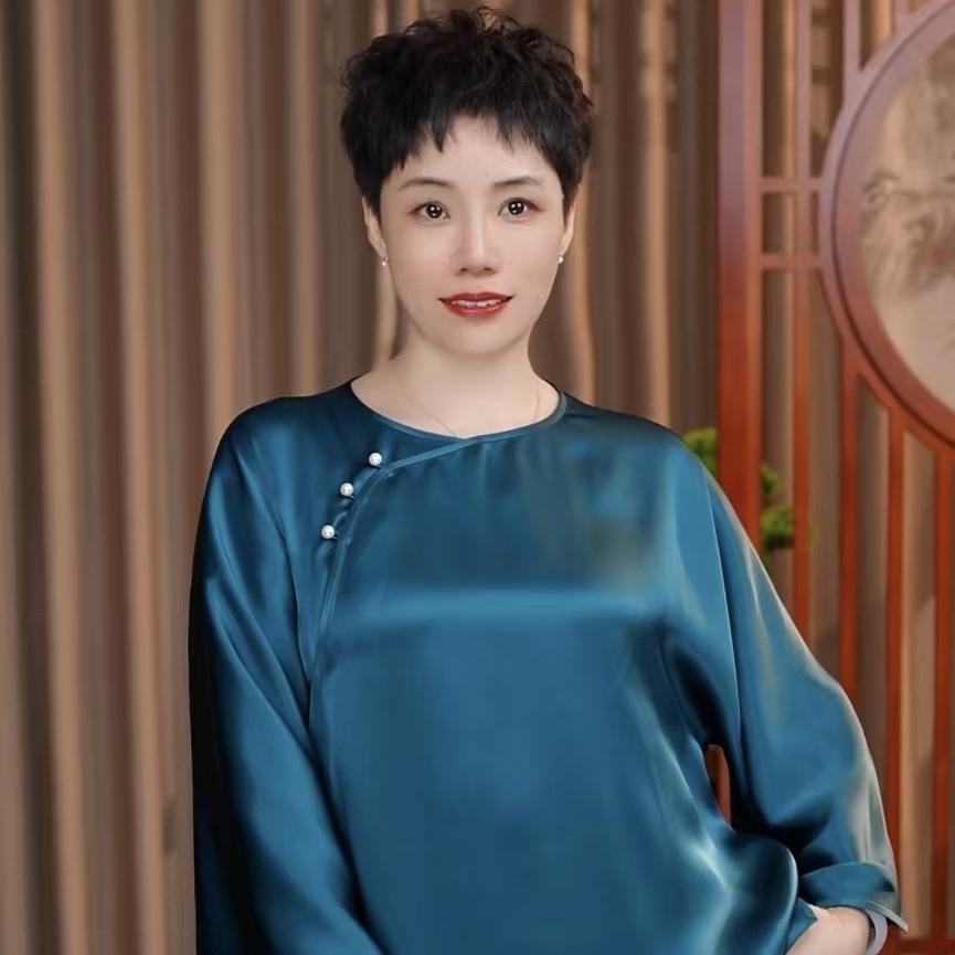 寨优袡国风新中式女装《批发》工厂店