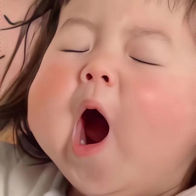 小屁哥哥（同款在橱窗）