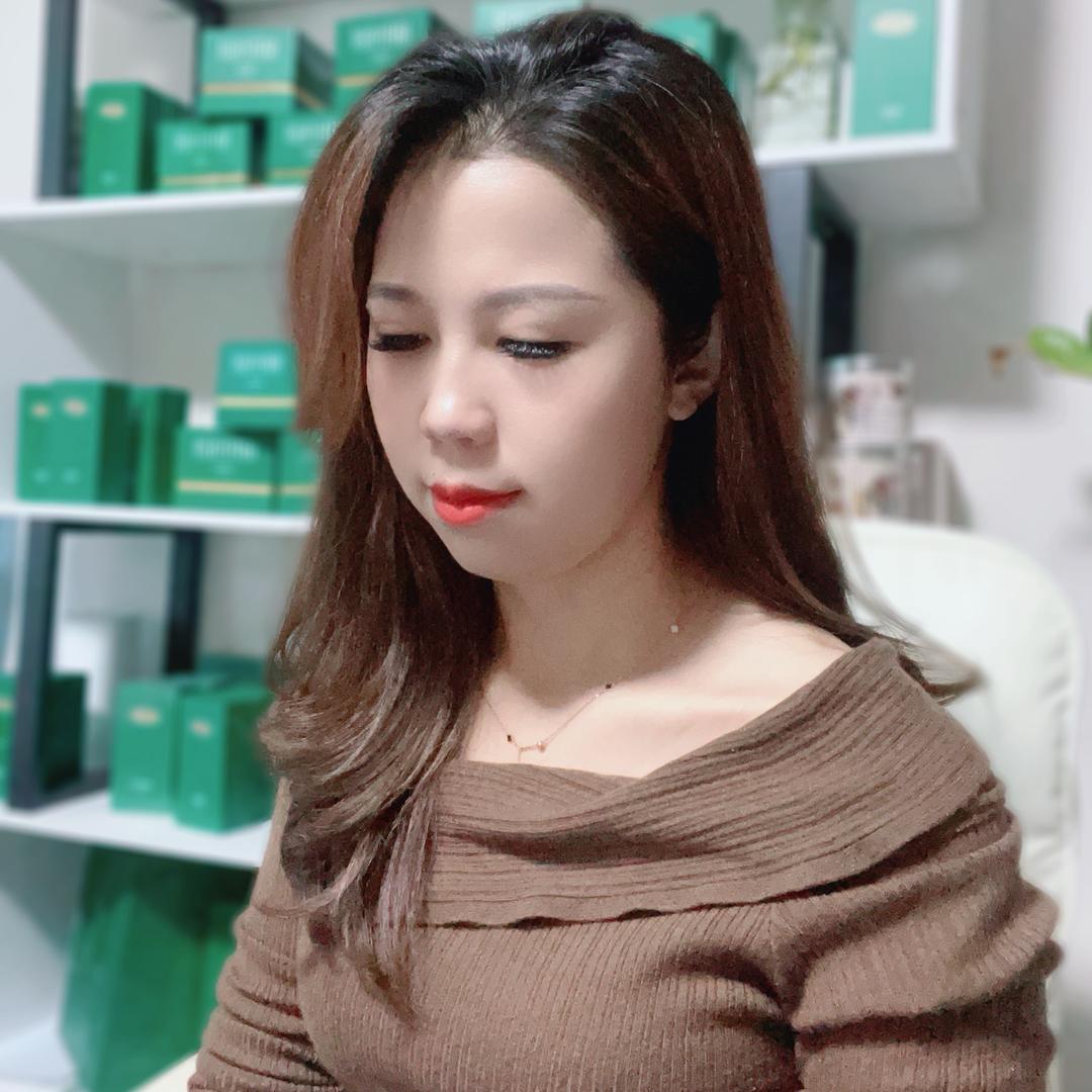 新美业人艳子