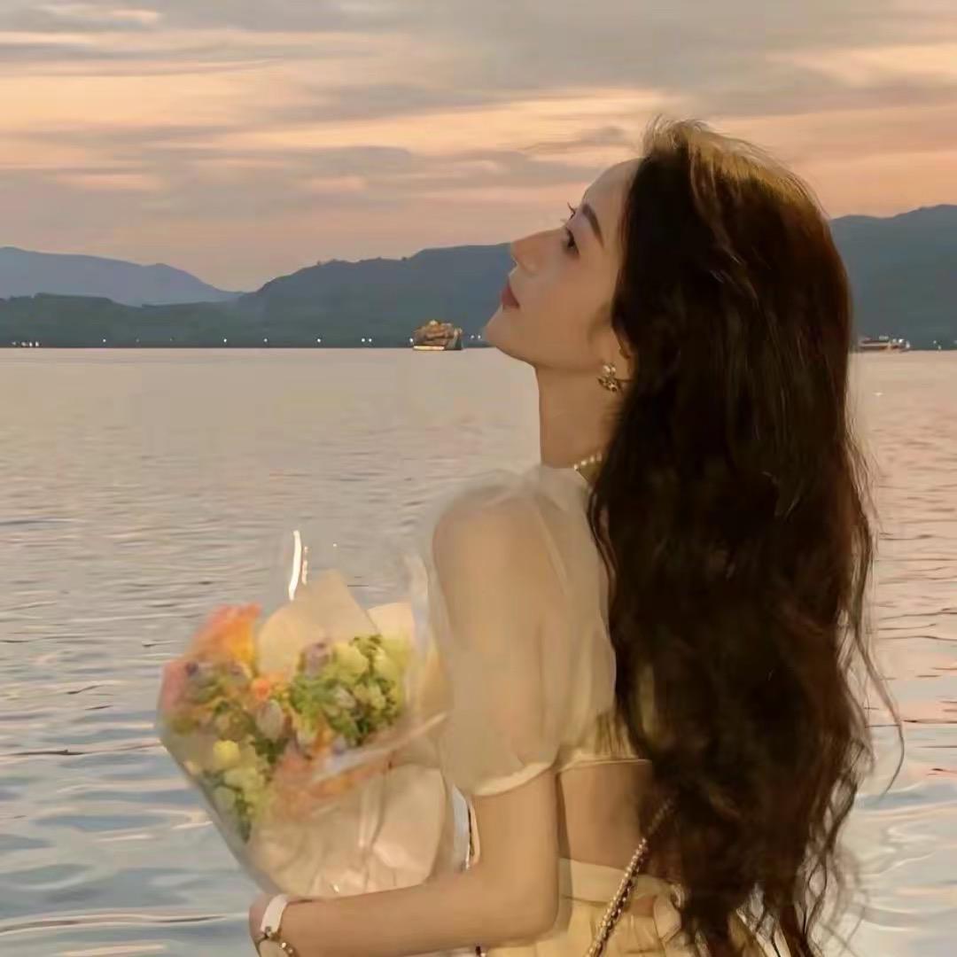 小茹吃不饱