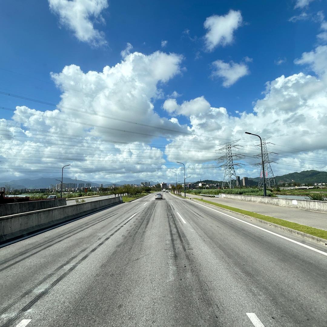 我遇春朝如遇君