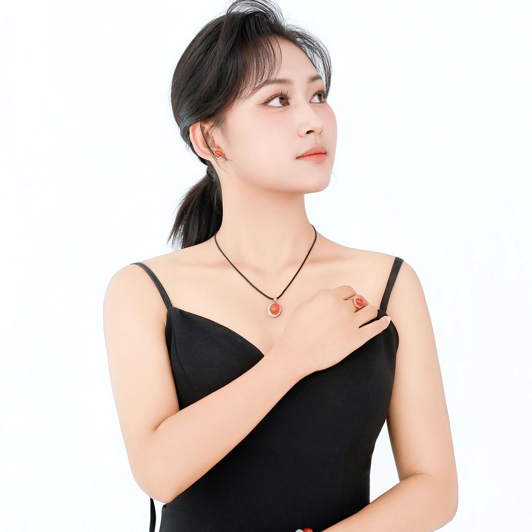 隆阳御品南红珠宝