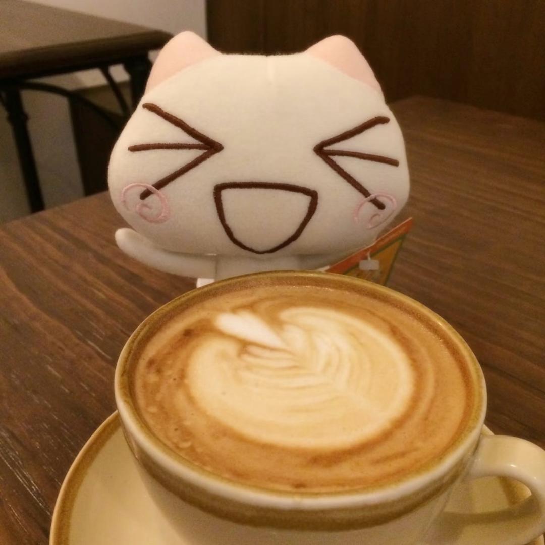 依依