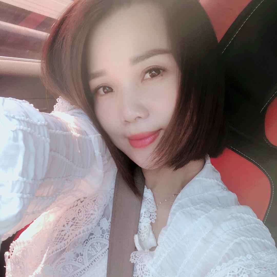 诗晴服装店