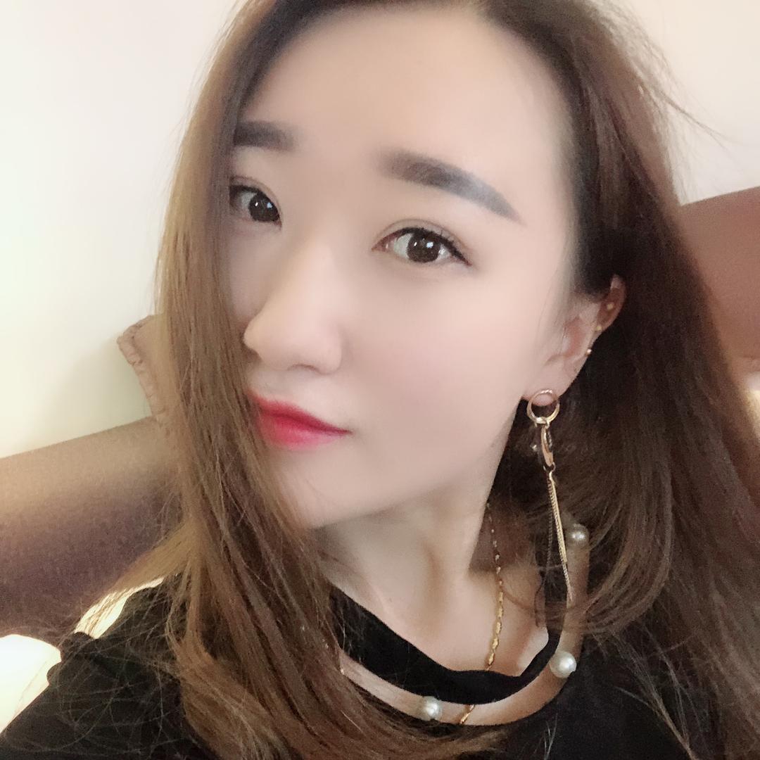 L   L💋