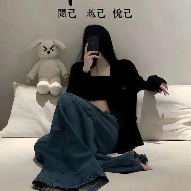 Ms.L