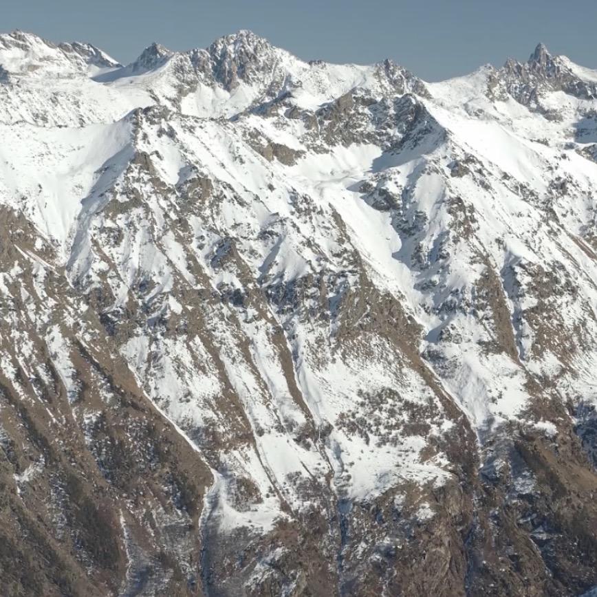 霞春（想有个家）