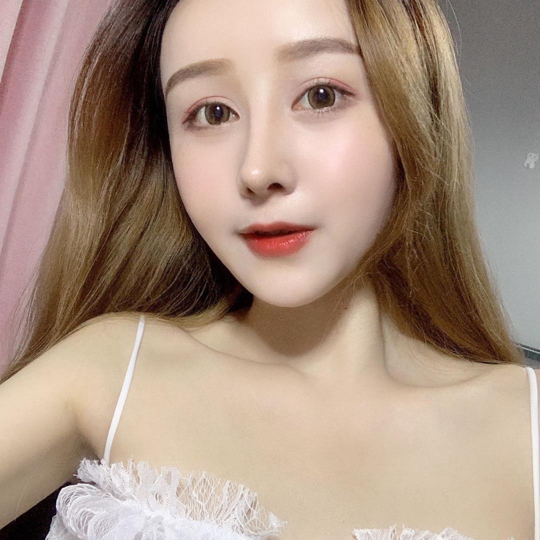 丽妮