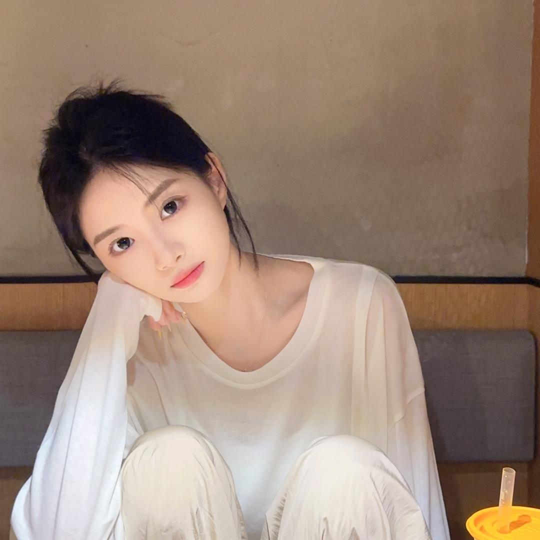 江江三十
