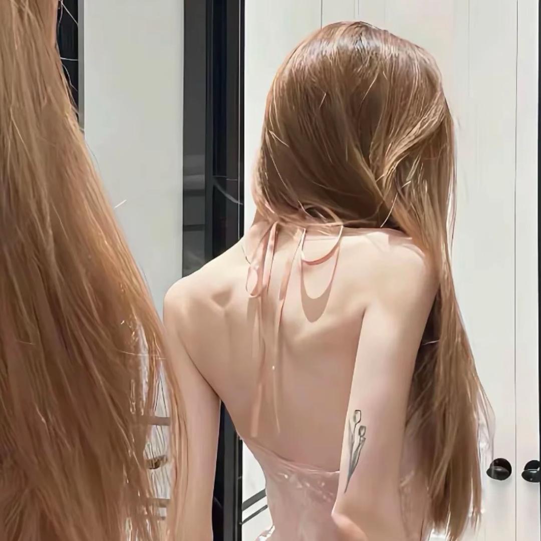 A.a小美