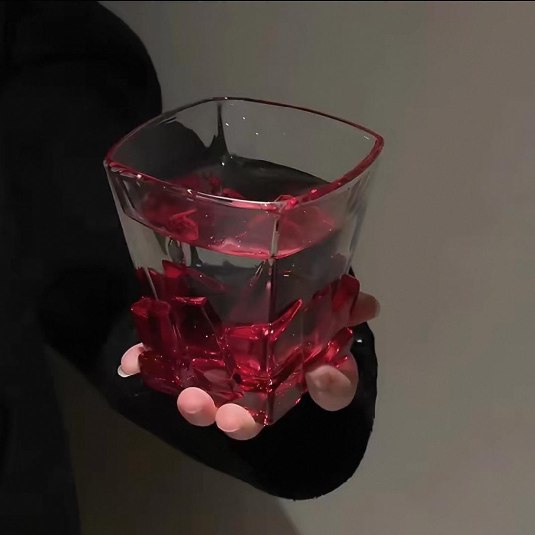 带刺的玫瑰