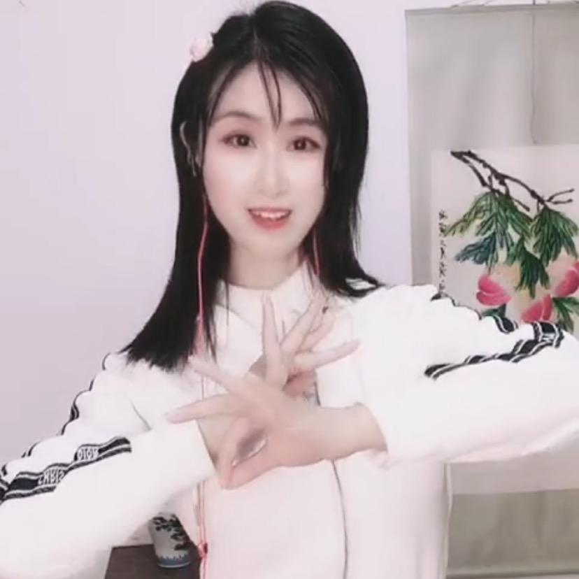 梅梅(晚7点一11点)
