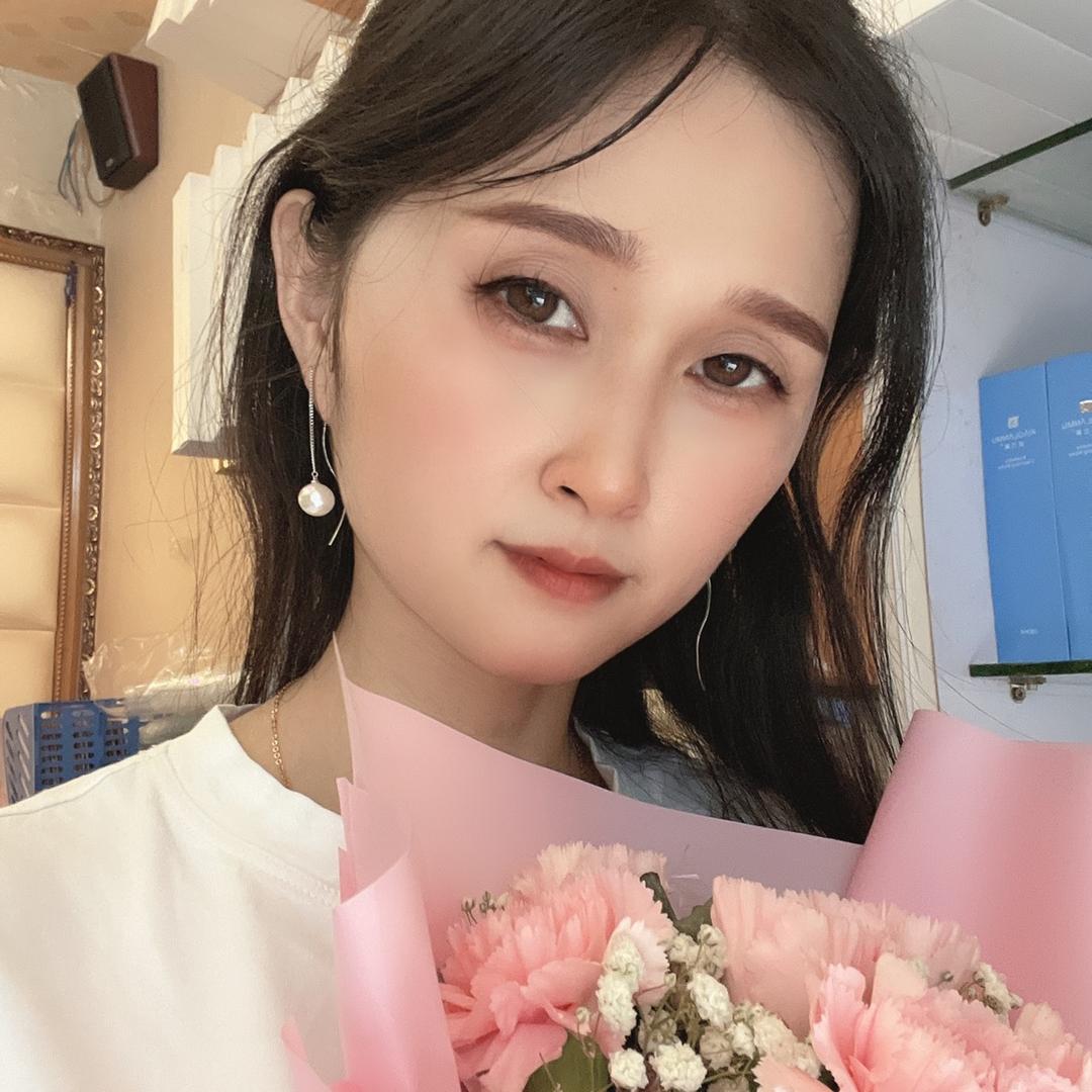 羽轩小雪