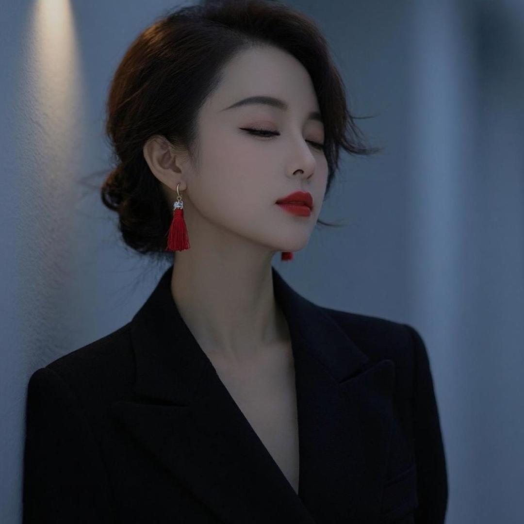 颜如玉