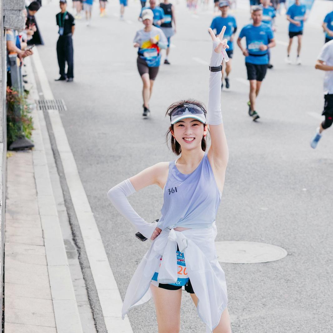 飞飞飞飞飞仔吖