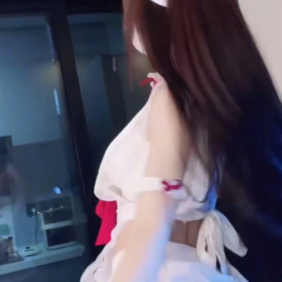 小桃兔兔🐰🐰🐰