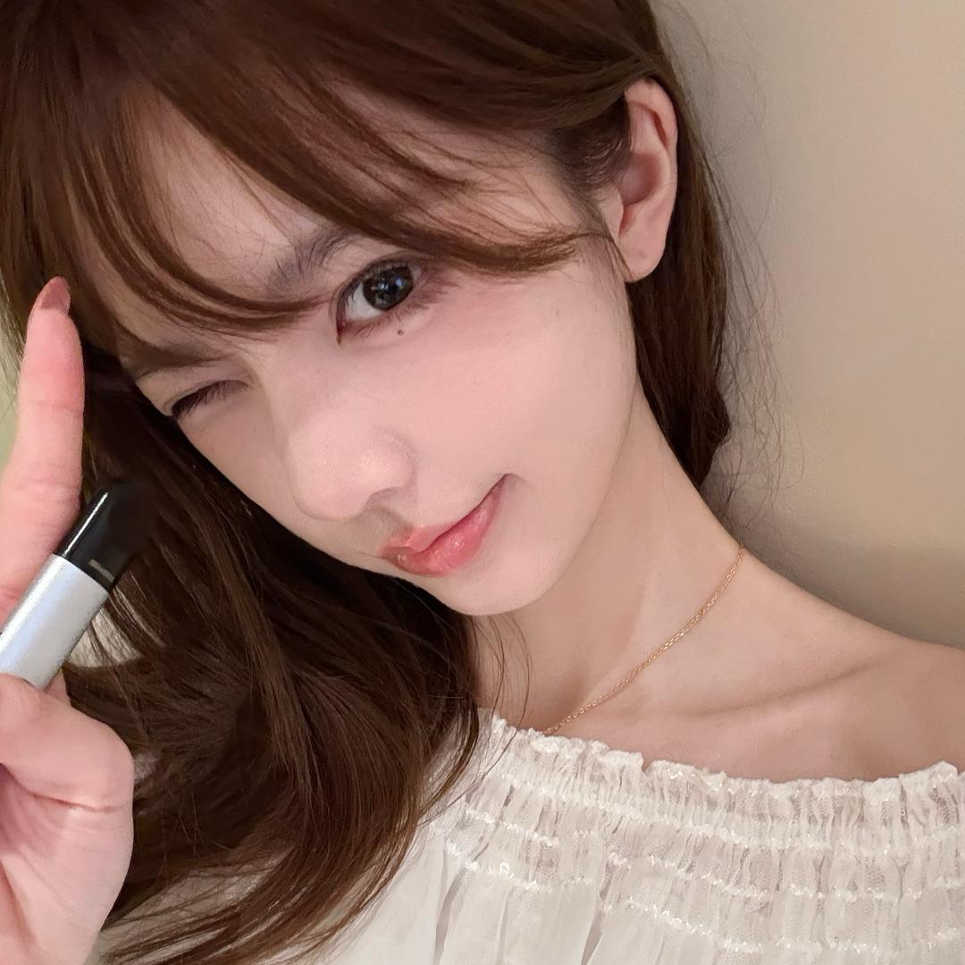 FeiFei^