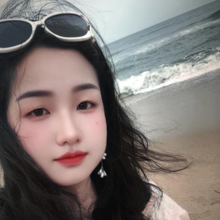 素心☘️如雪🌷