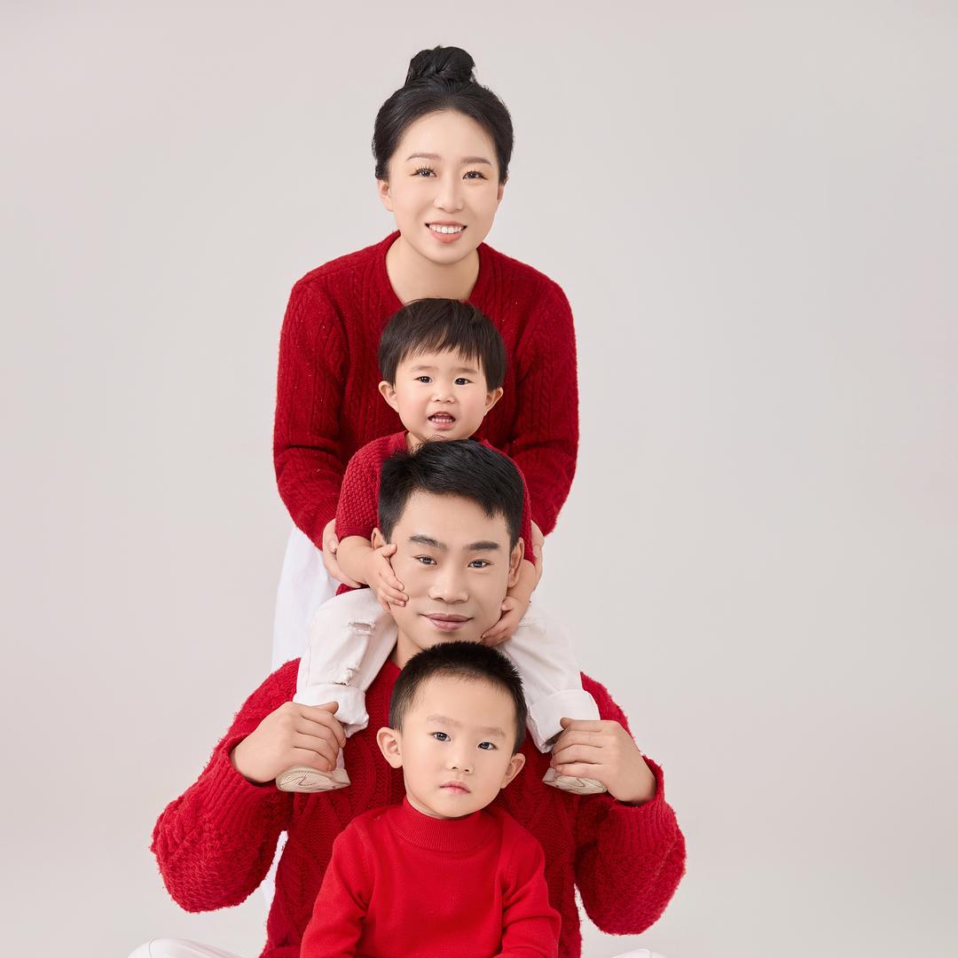 大李家小李