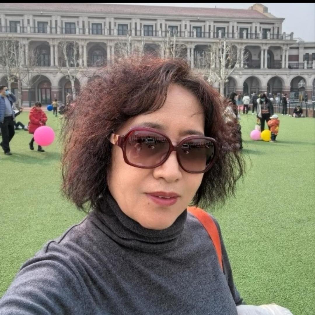 忧郁的企鹅🐧/🌺