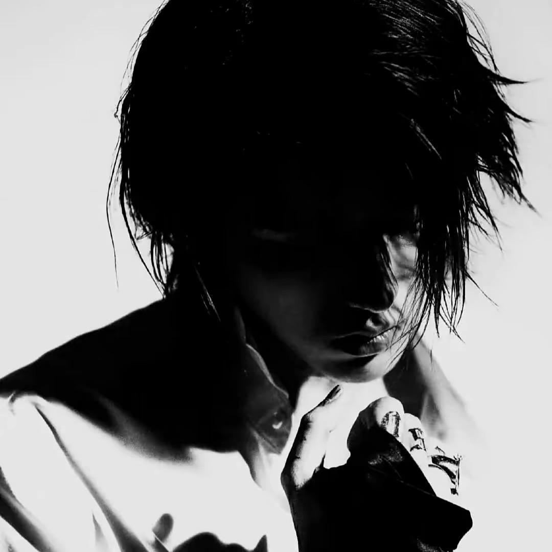 𝑱𝑨𝑺𝑴𝑰𝑵𝑬