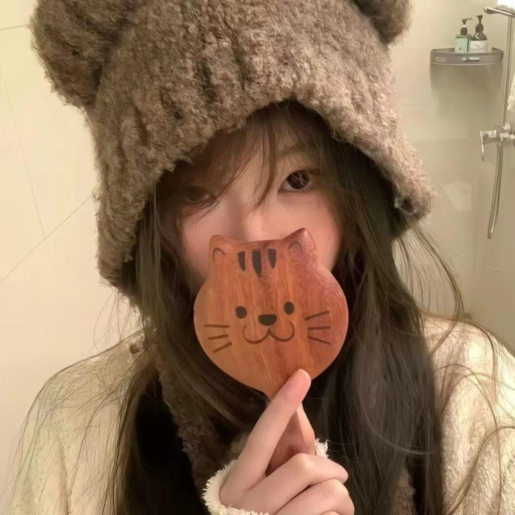小熊吃不饱