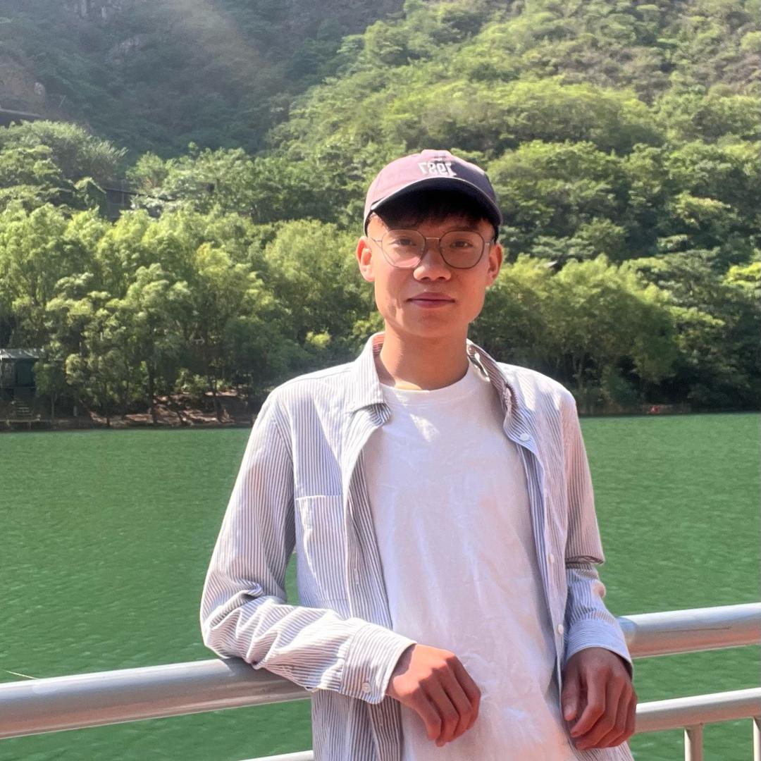 男孩