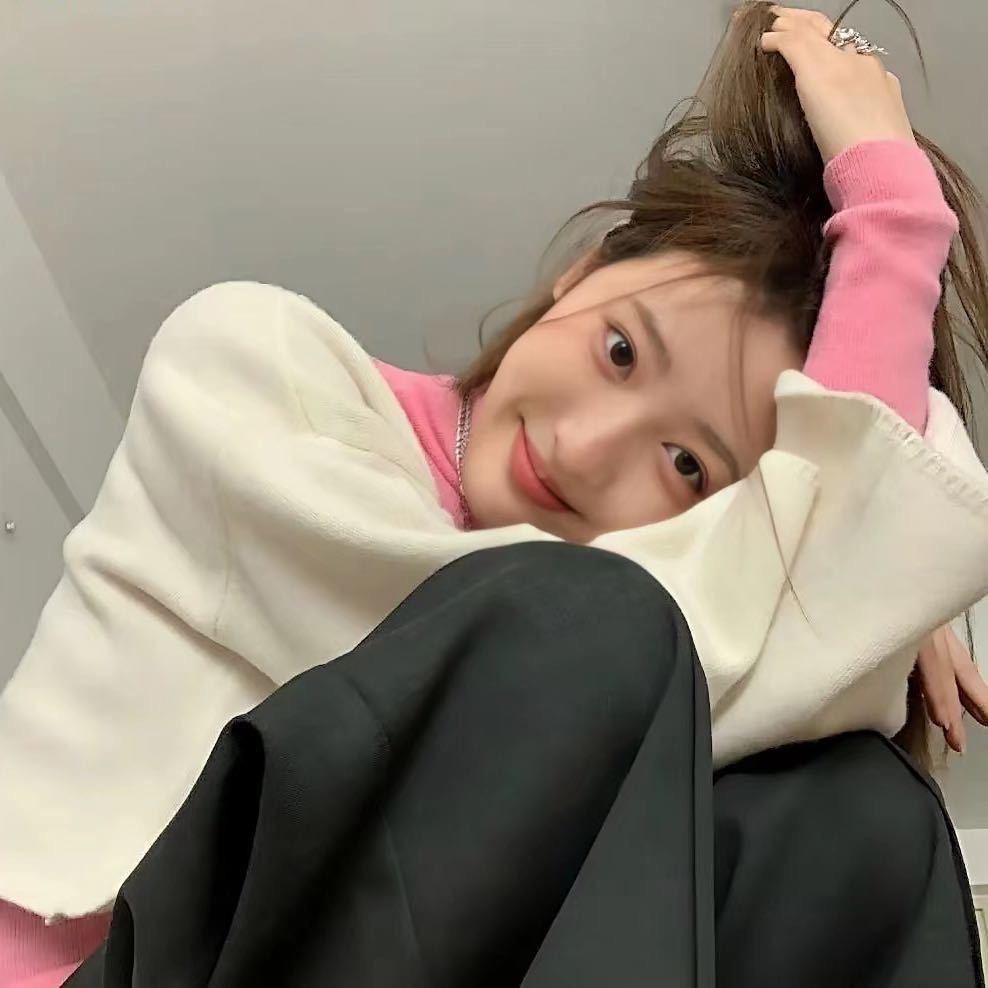 楚楚—