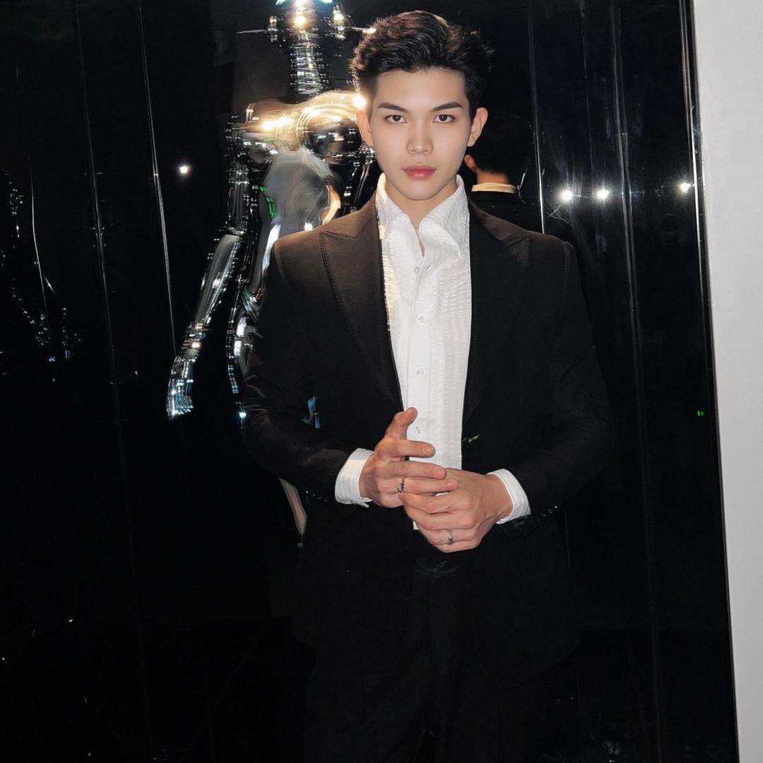 泥沟镇 名流造型 （管理人）