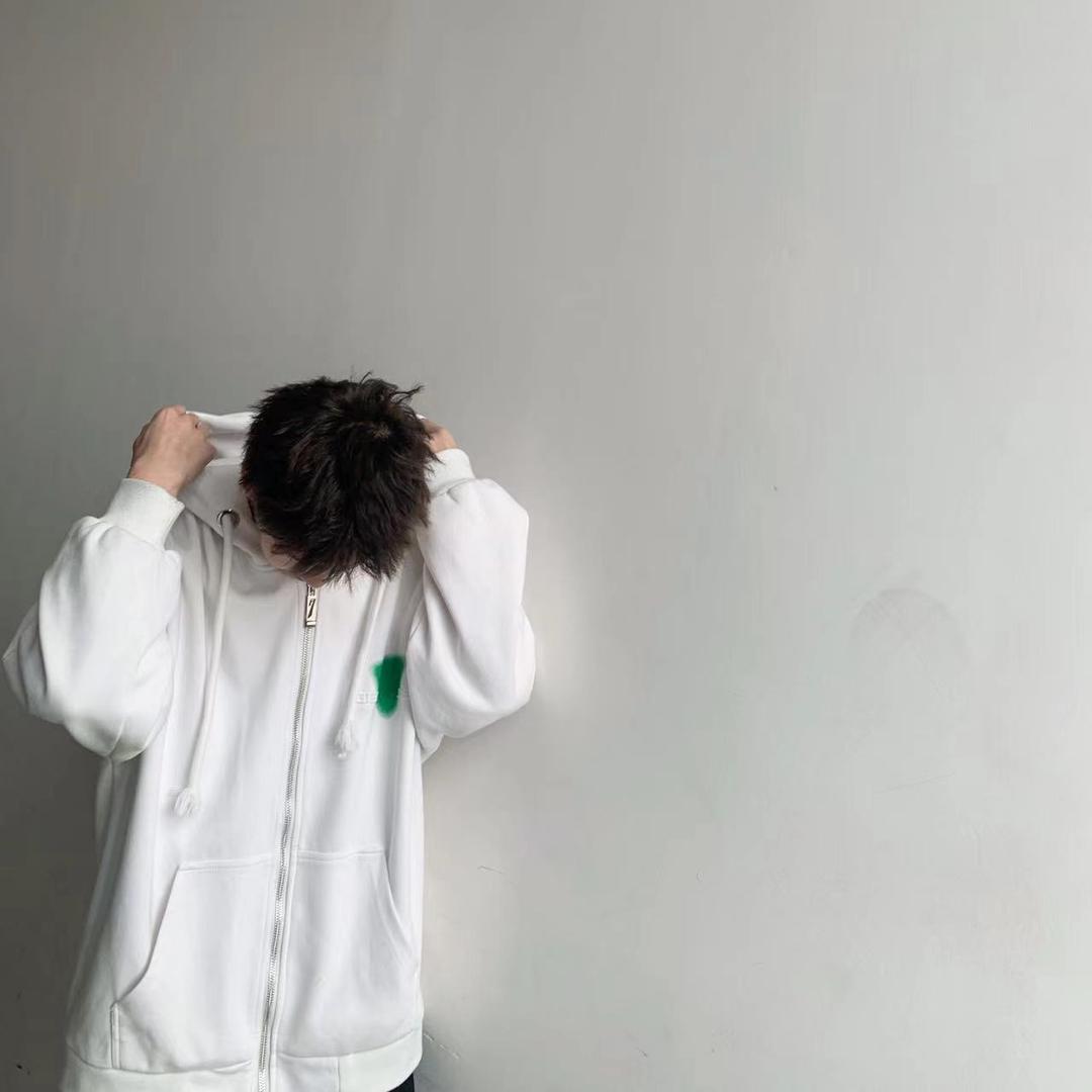 风屮