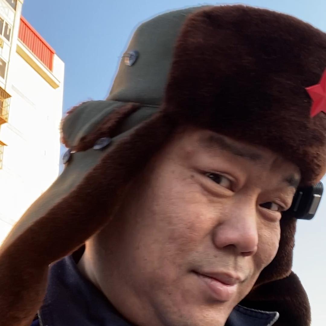 小老黑