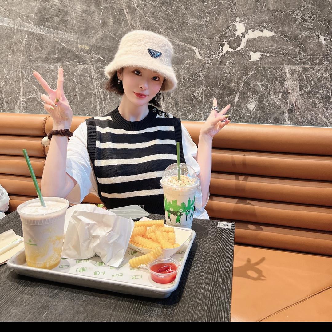 南油颜小新服饰店