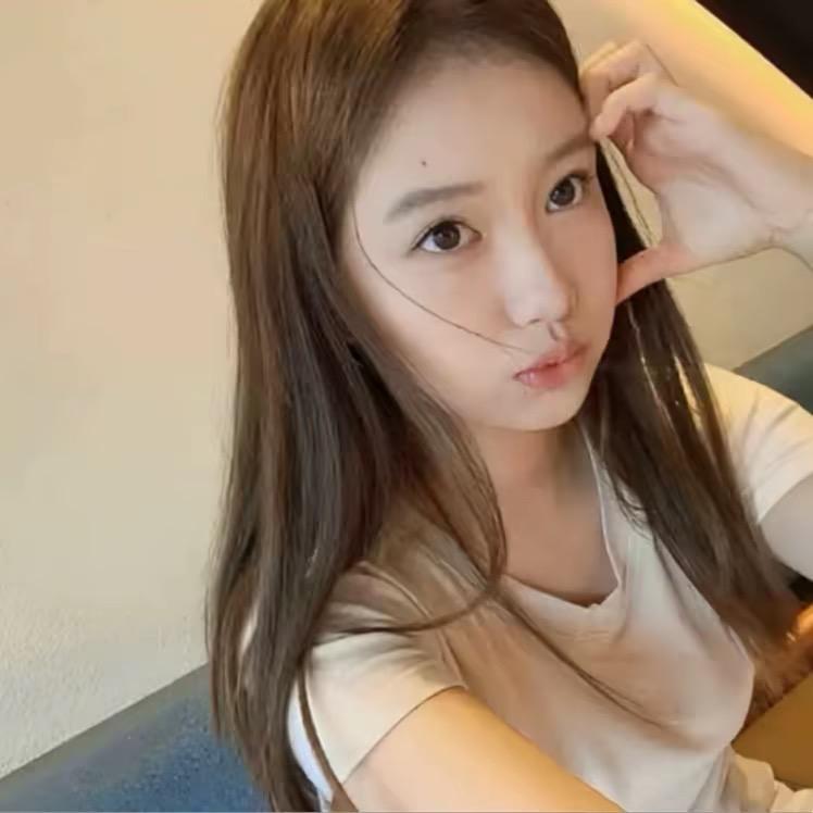 qq     ㅤ