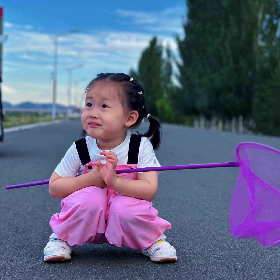 小莜莜.