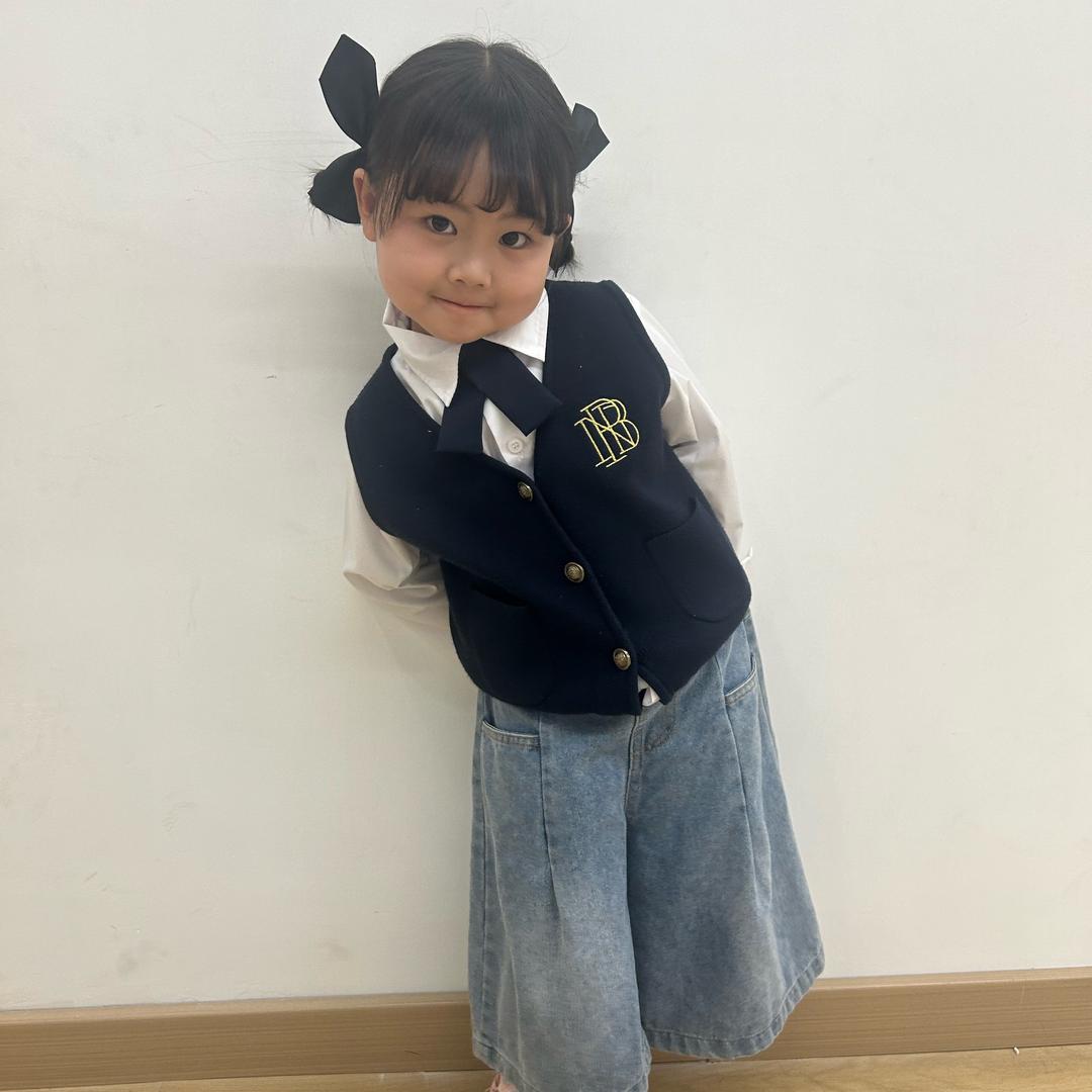 犇犇ヾ(ง •̀_•́)ง