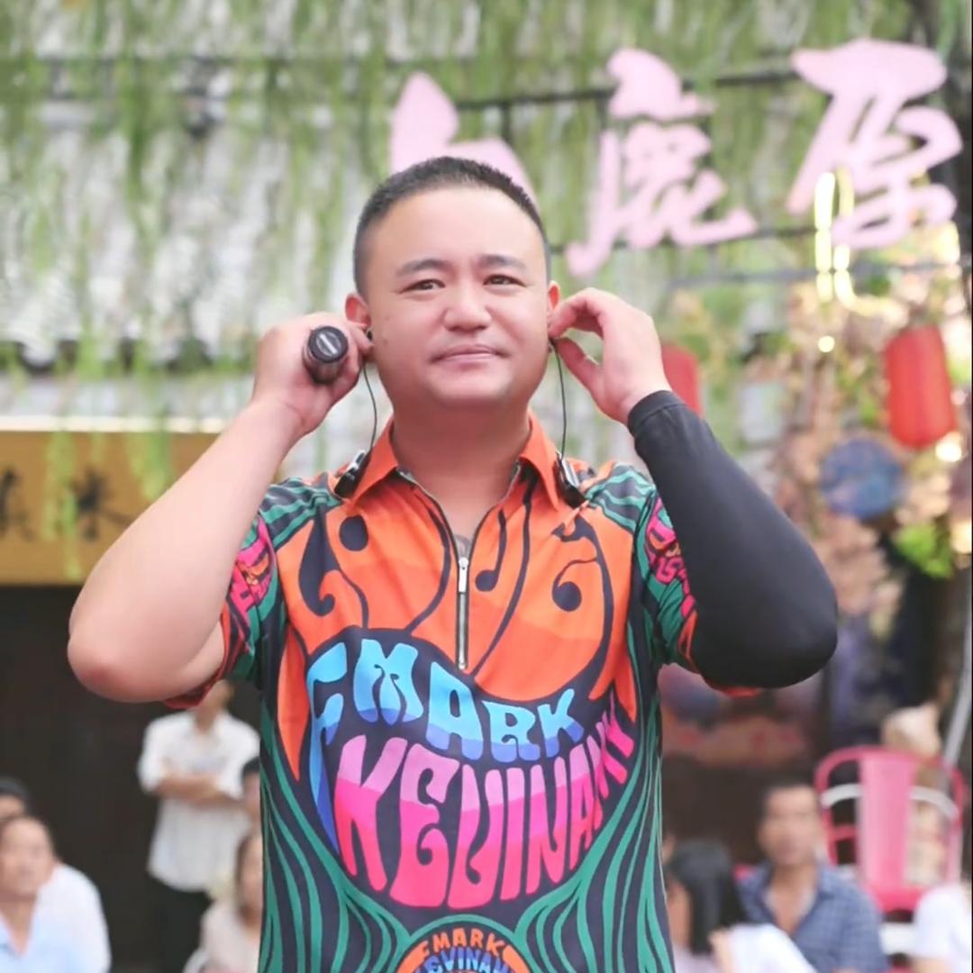 李铁牛