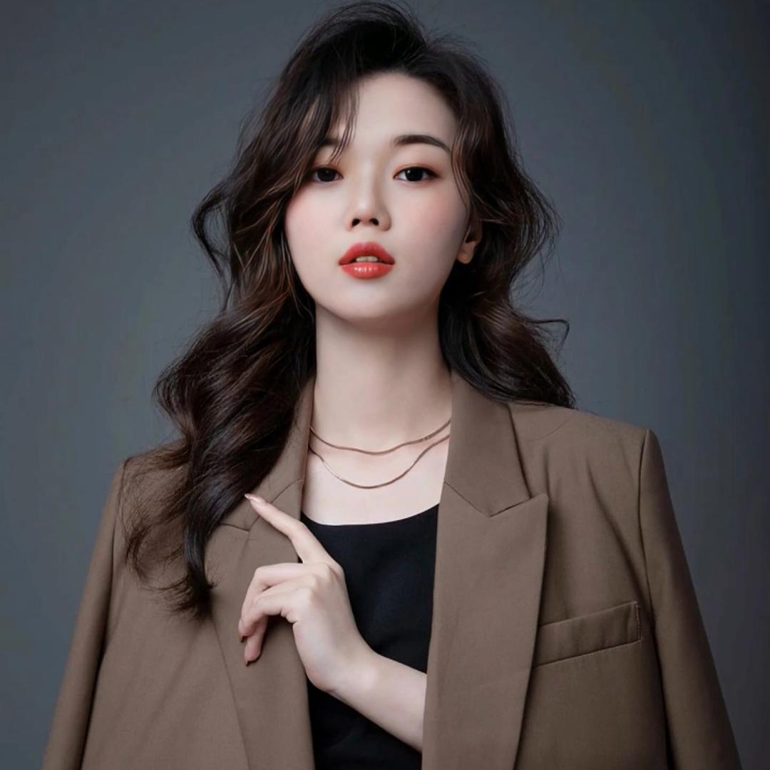 刘小九。