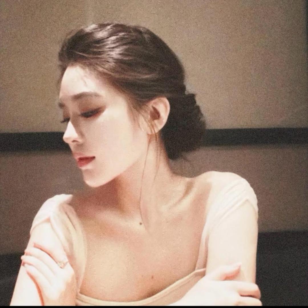 @     💸 李开心°