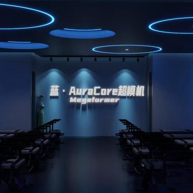 蓝·AuraCore超模机
