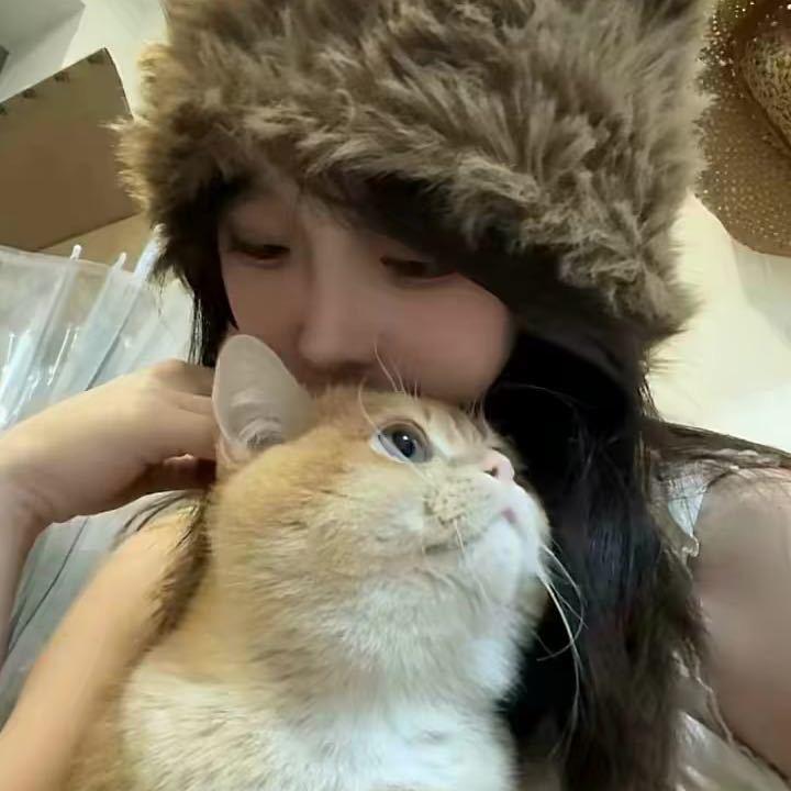 1122