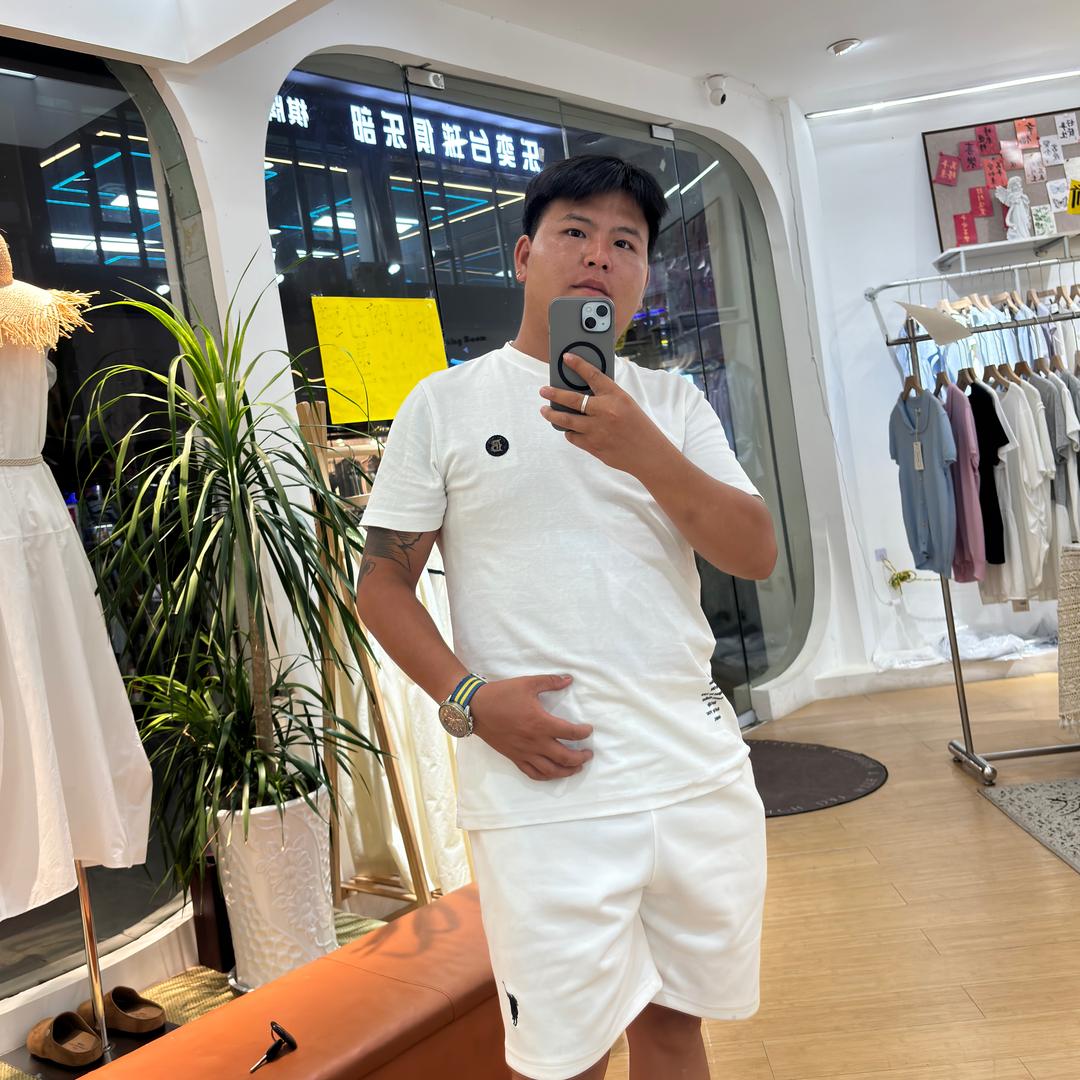 挖机小杨